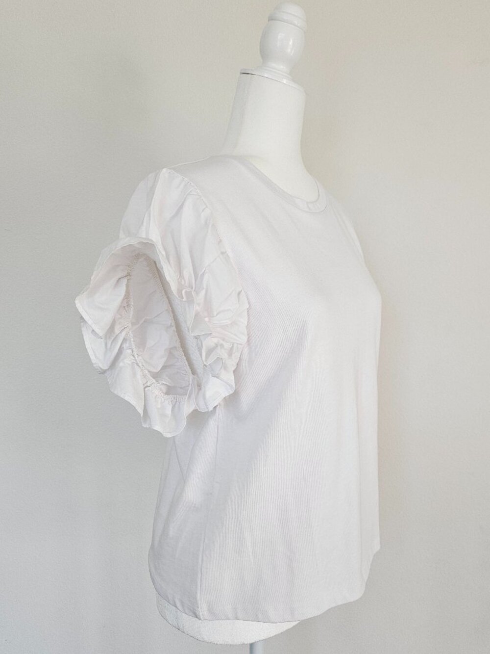 Zara White Ruffle Sleeve Top Size L Statement Puff Sleeve Tee - Picture 2 of 11